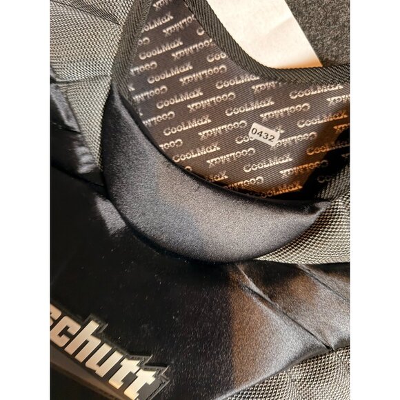 NWT Schutt Youth Chest Protector Black SCP-PB-16 Baseball/Softball Gear - Picture 10 of 10